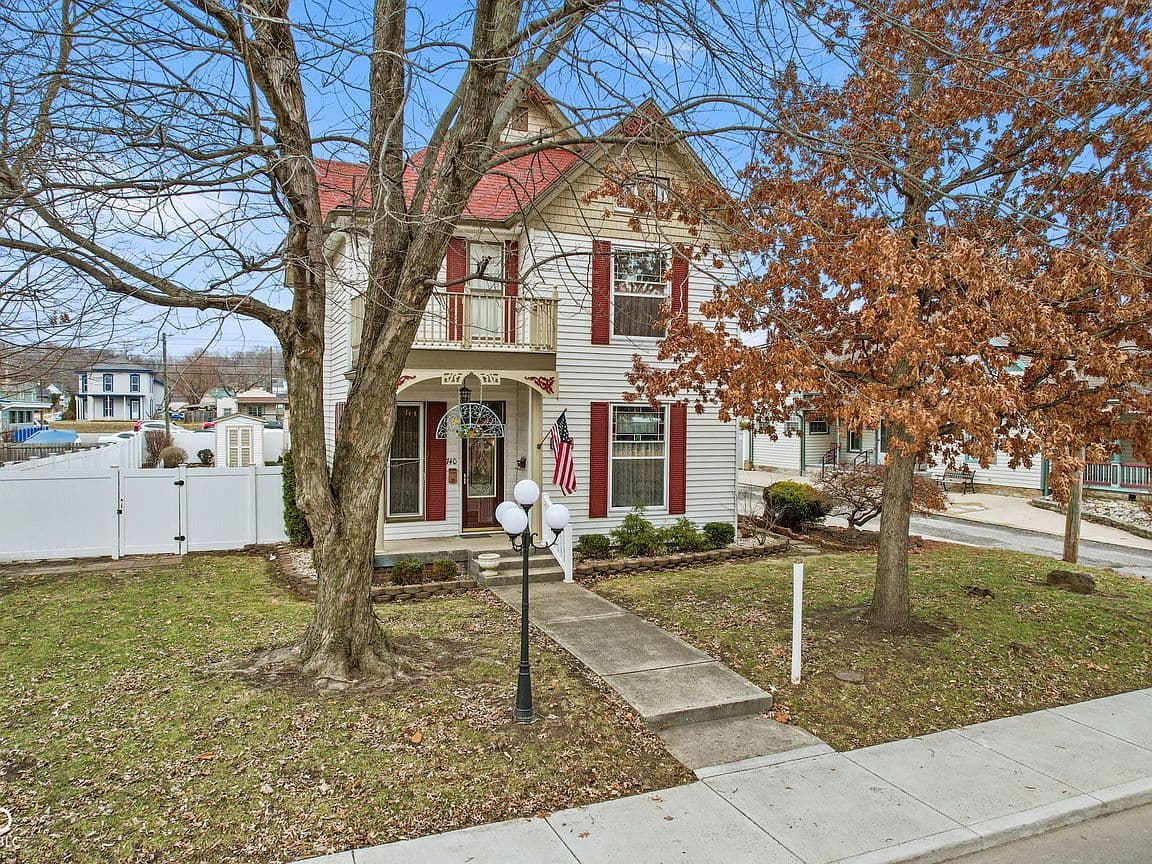 Primary listing photo