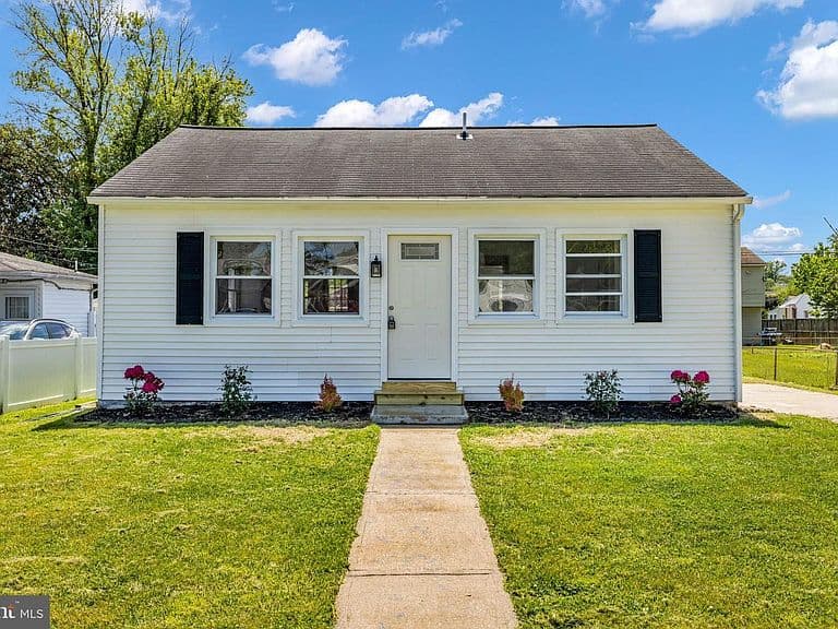 Listing photo 5