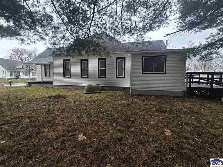 Listing photo 5