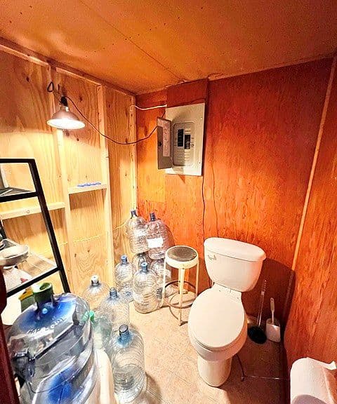 Listing photo 5