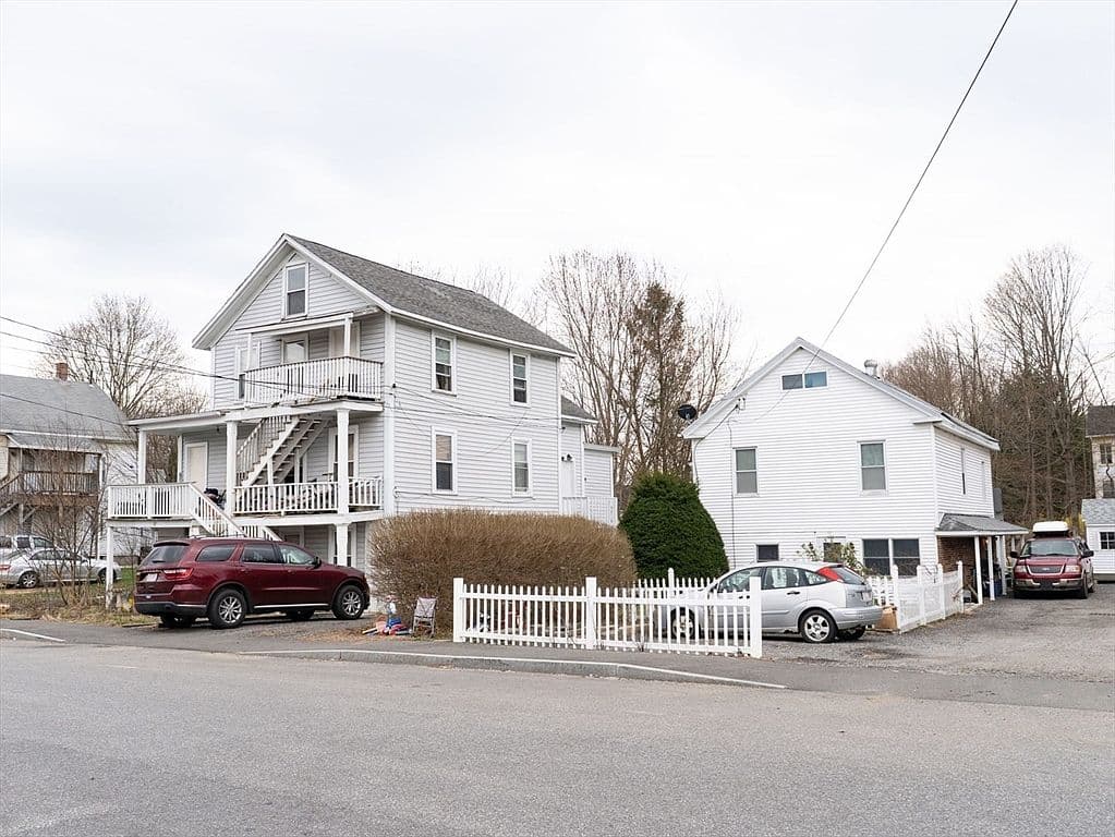 Primary listing photo