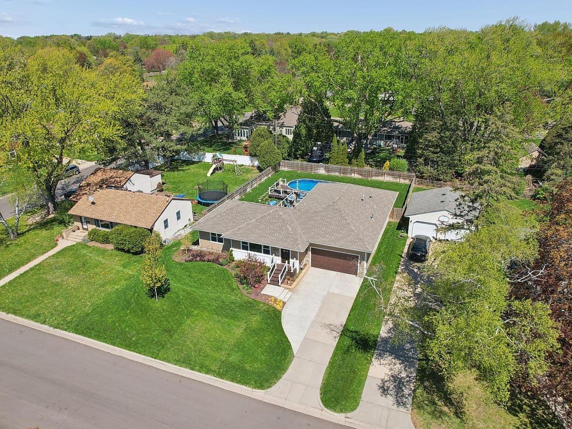 Primary listing photo