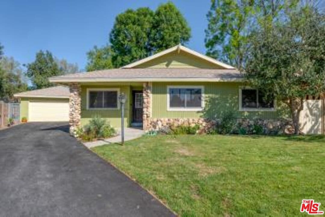 Primary listing photo