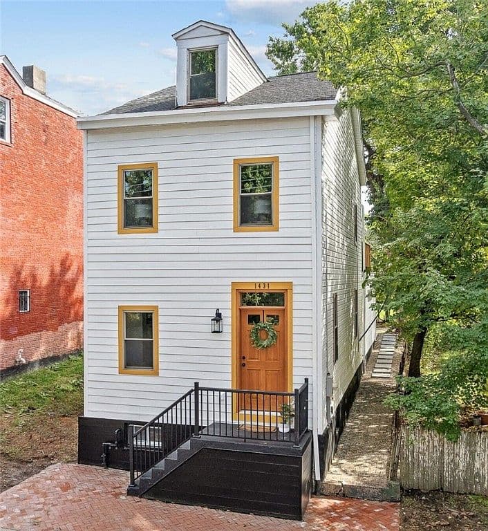 Primary listing photo