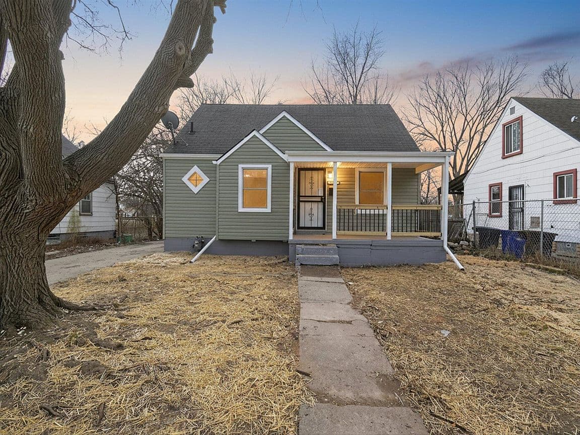 Primary listing photo