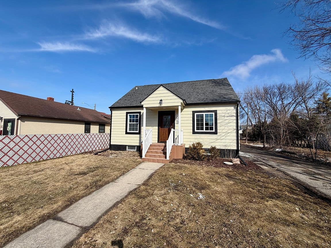 Primary listing photo