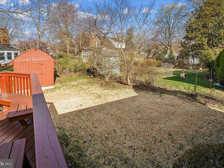 Listing photo 5