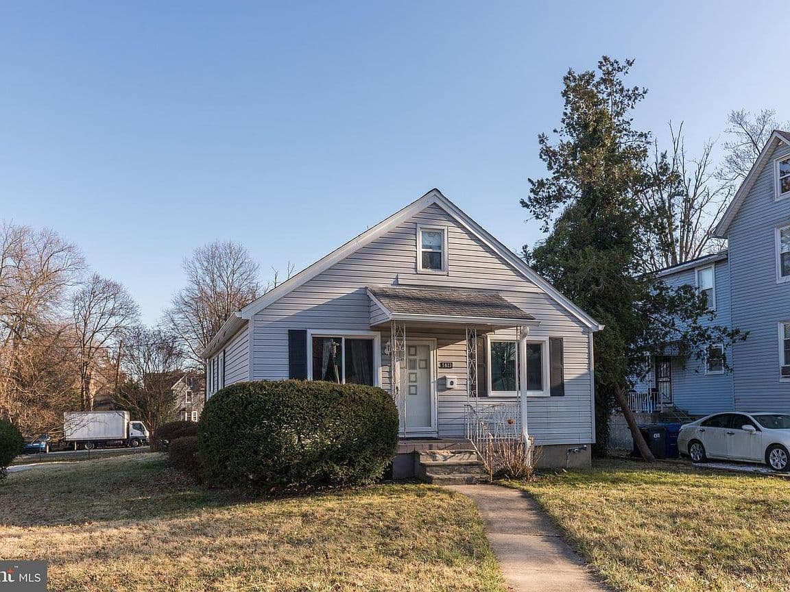Primary listing photo