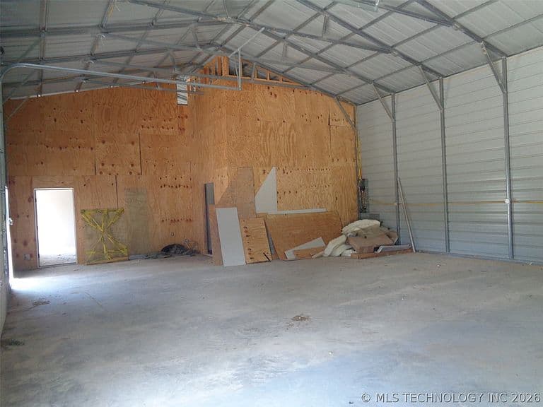 Listing photo 4