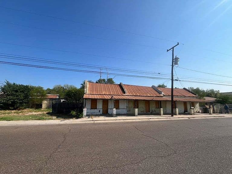 Listing photo 4