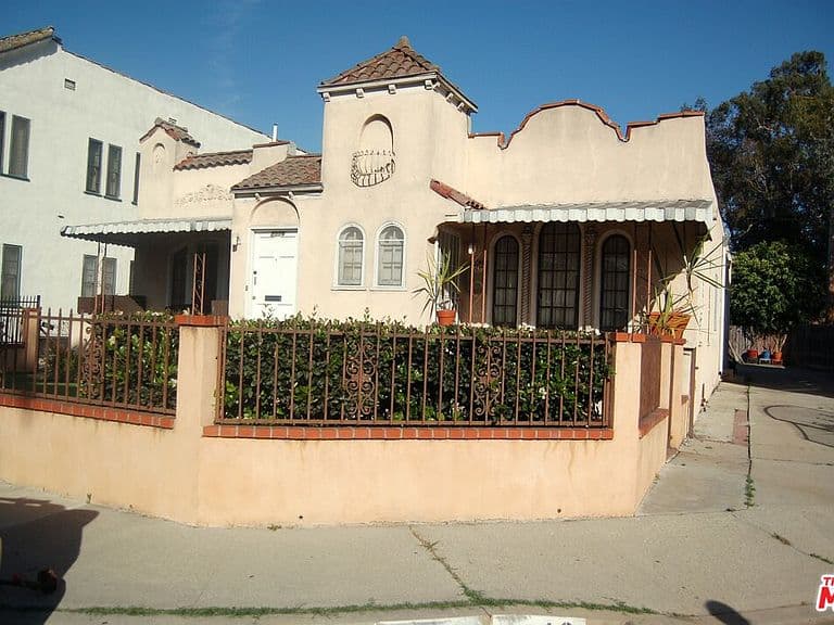 Listing photo 5