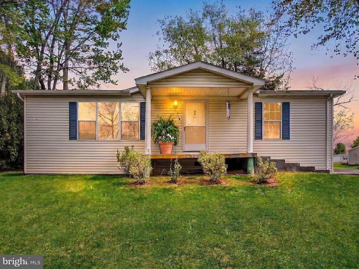 Primary listing photo