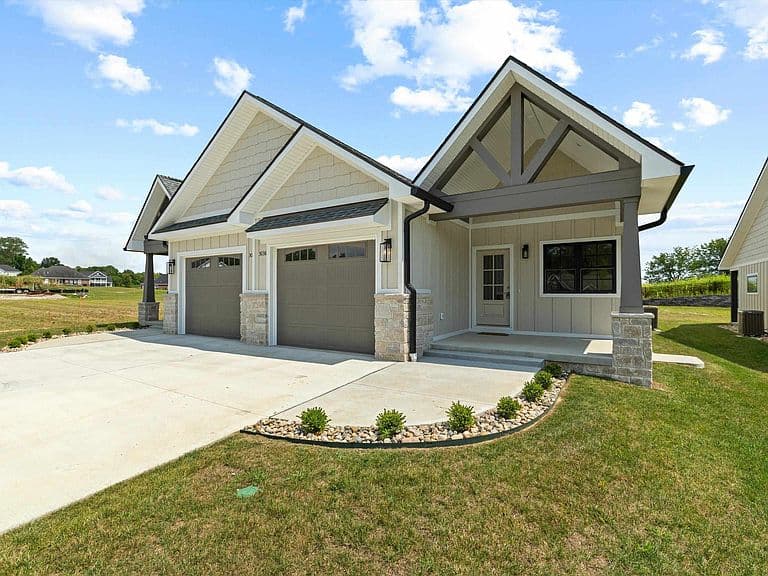 Listing photo