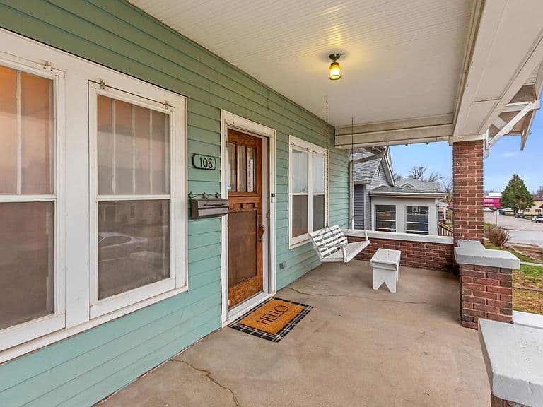 Listing photo 4