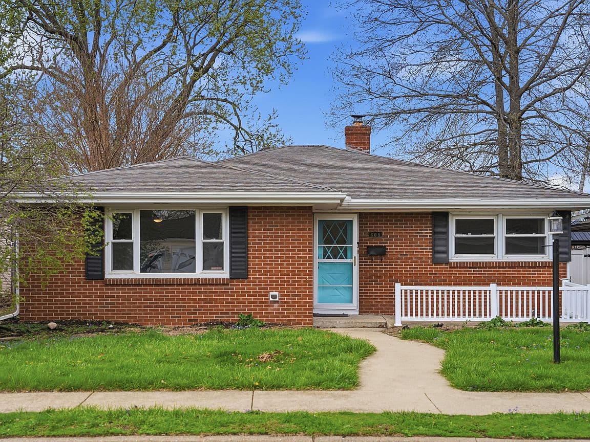 Primary listing photo