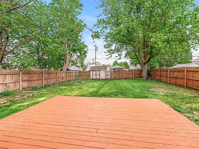 Listing photo 4