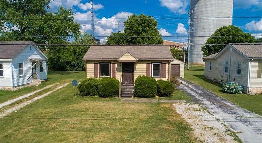 Primary listing photo