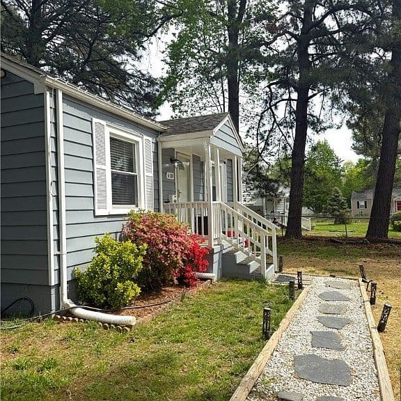 Listing photo 2
