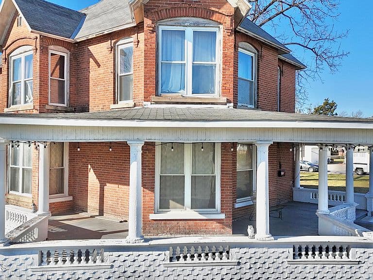 Listing photo 4