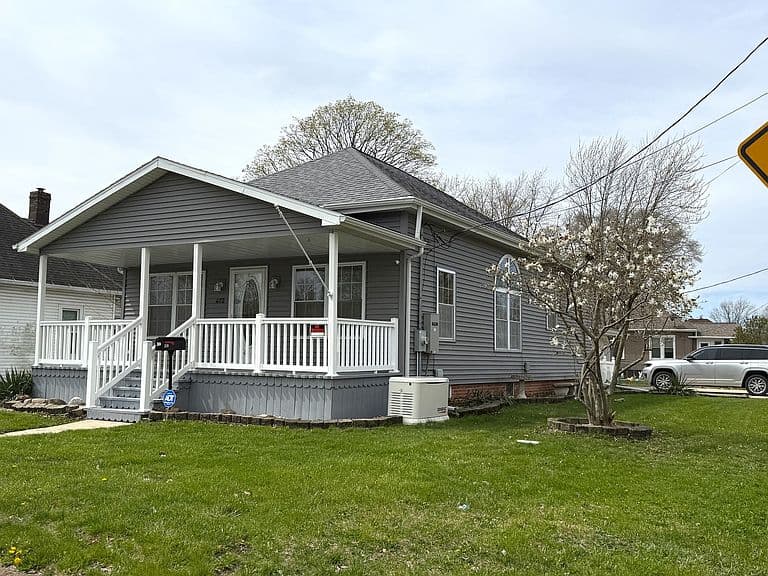Listing photo