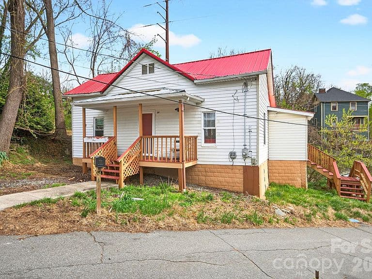 Listing photo 3