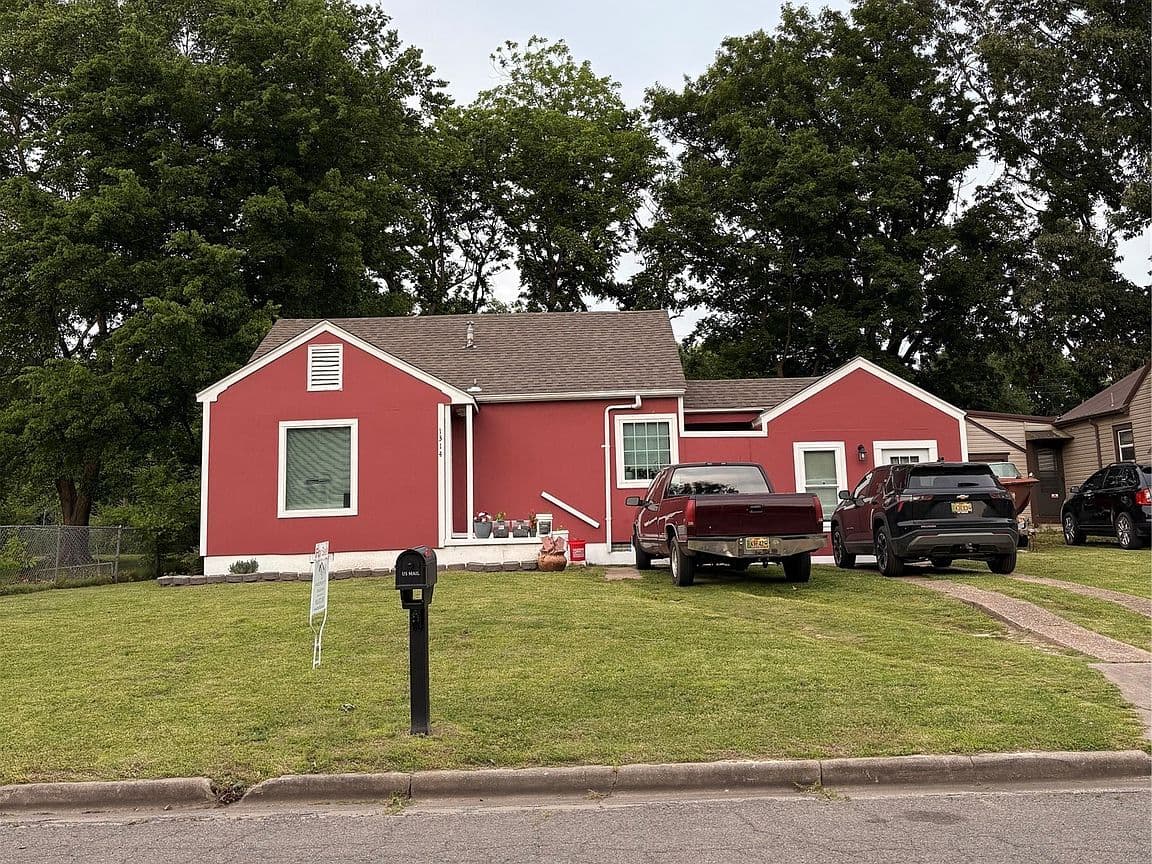 Primary listing photo