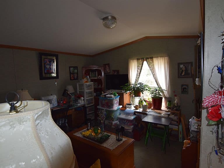 Listing photo 5