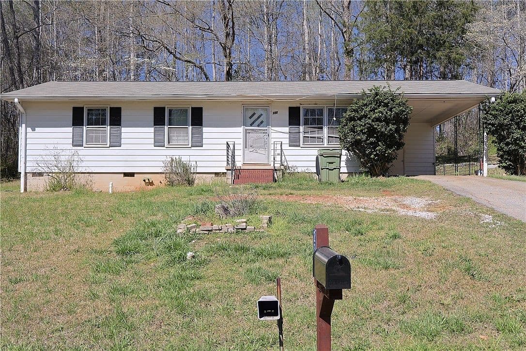Primary listing photo