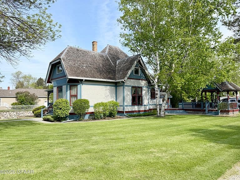 Listing photo 5