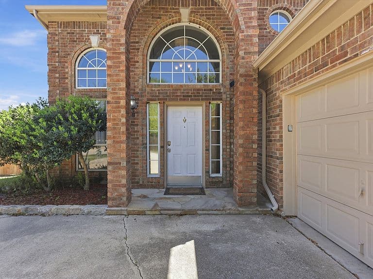 Listing photo 4