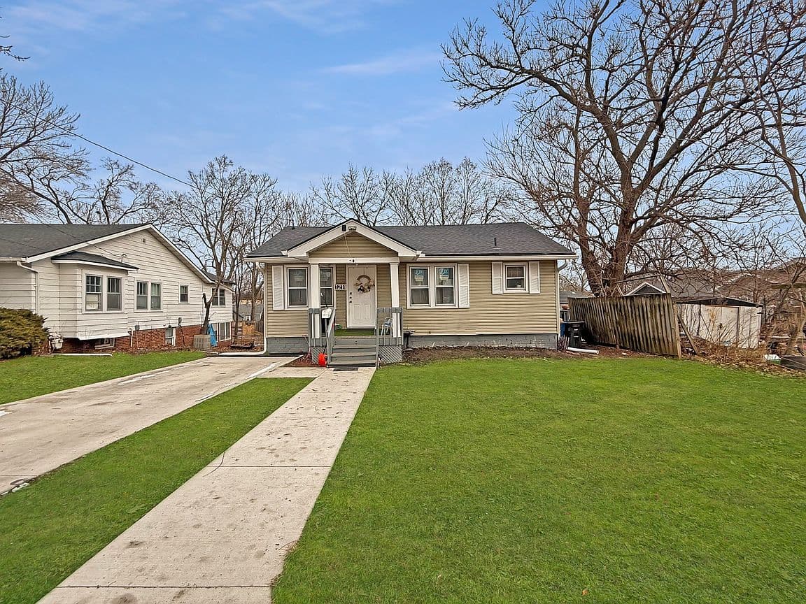 Primary listing photo