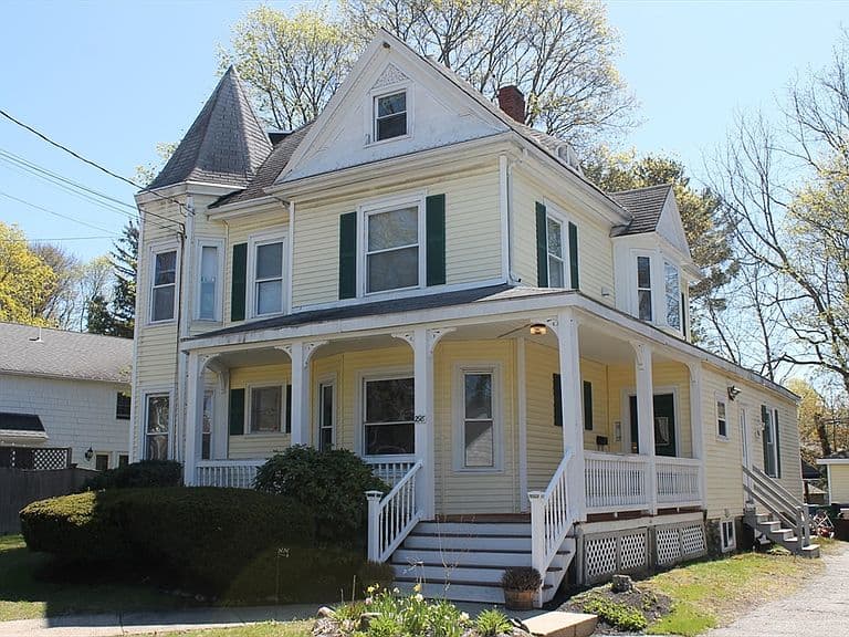 Listing photo 2