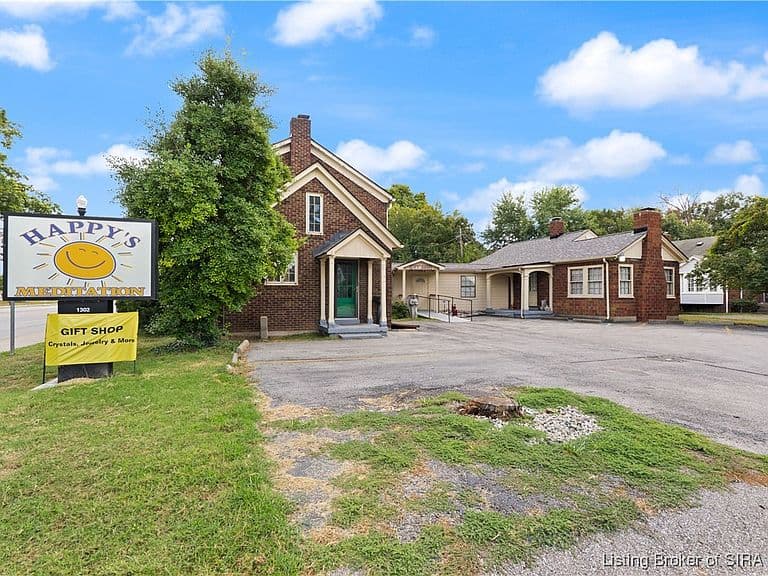 Listing photo 5