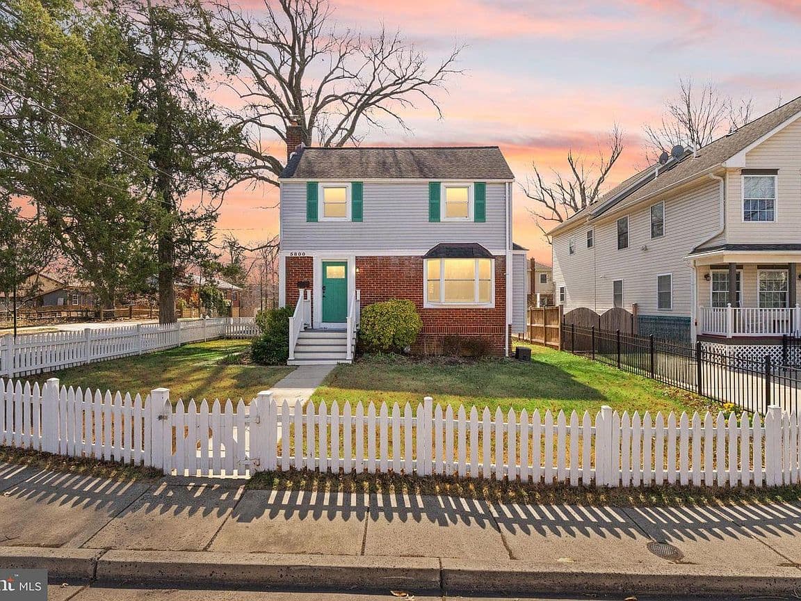 Primary listing photo