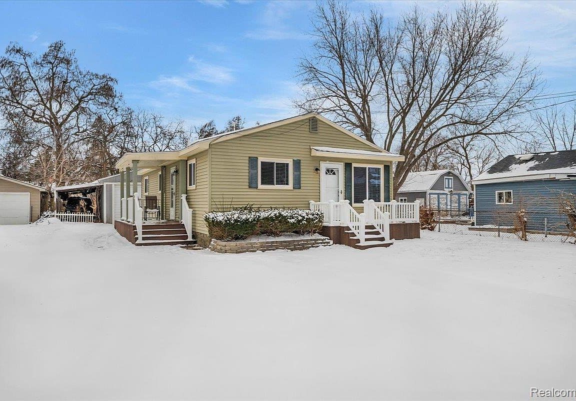 Primary listing photo
