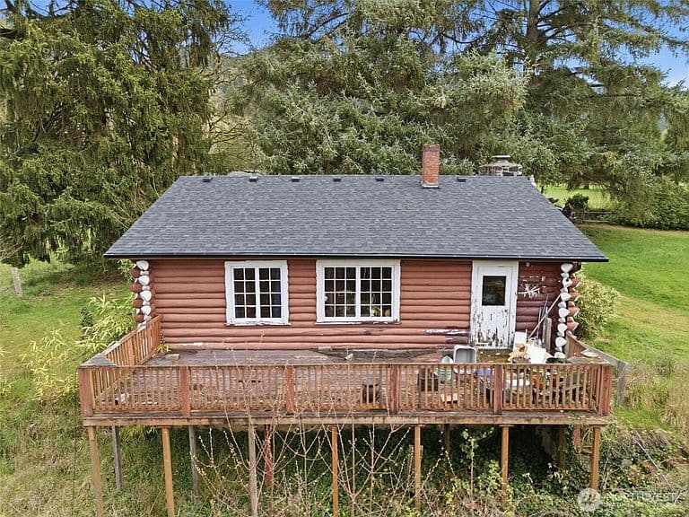 Listing photo 5
