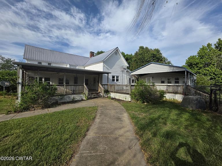 Listing photo 4