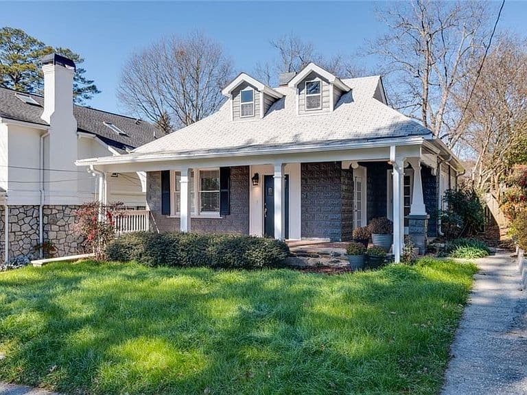 Listing photo 4