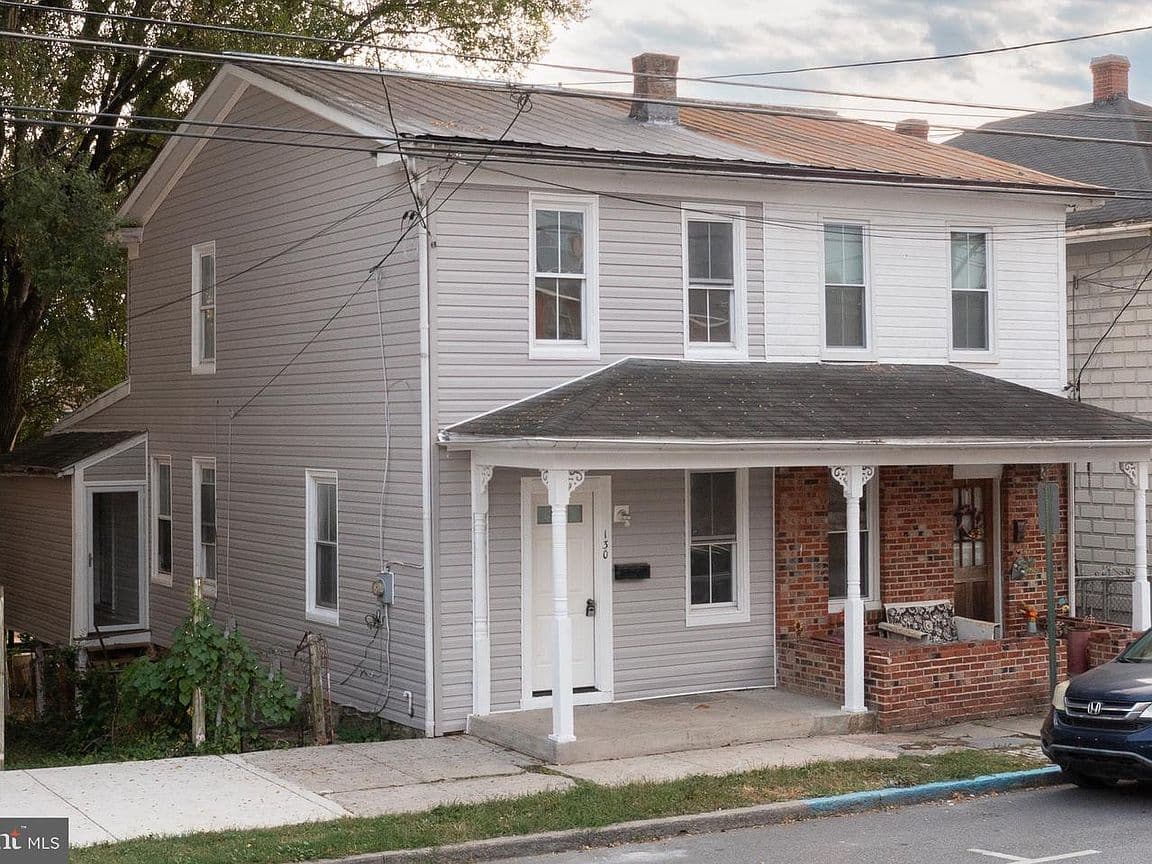 Primary listing photo