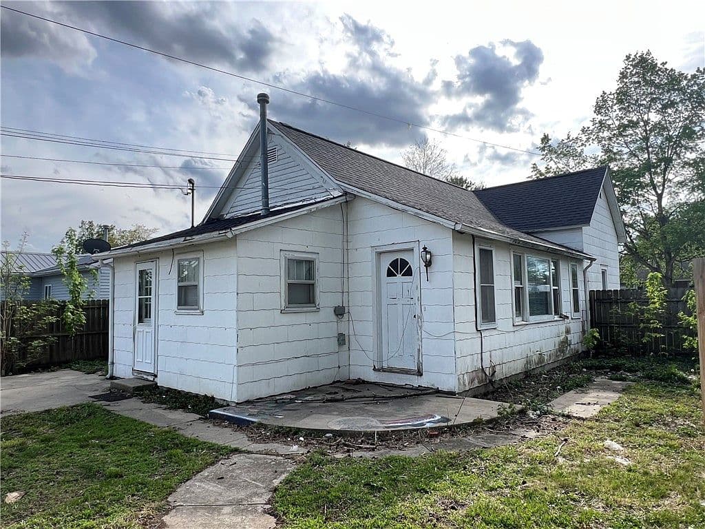 Primary listing photo