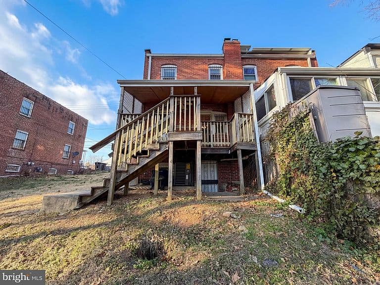 Listing photo 5