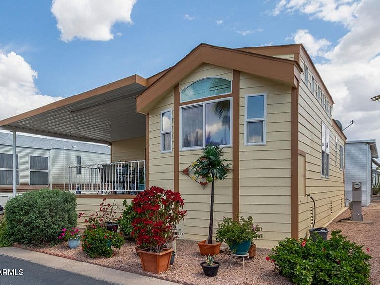 Listing photo 4