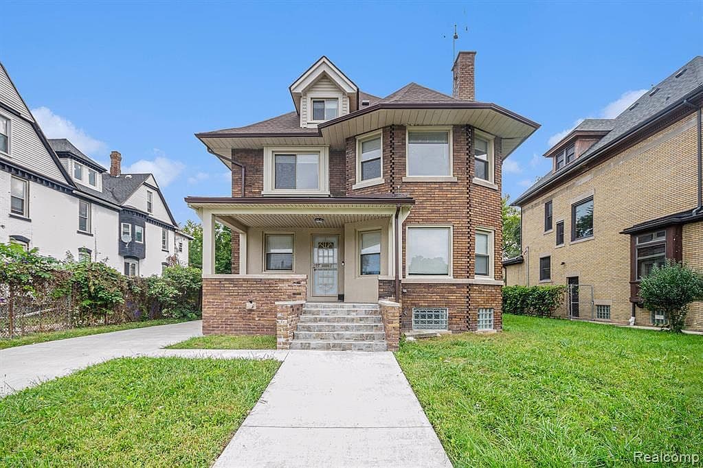 Primary listing photo