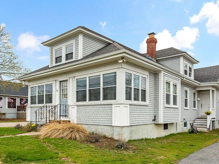Listing photo 2