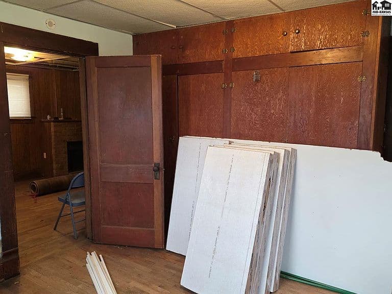 Listing photo 5