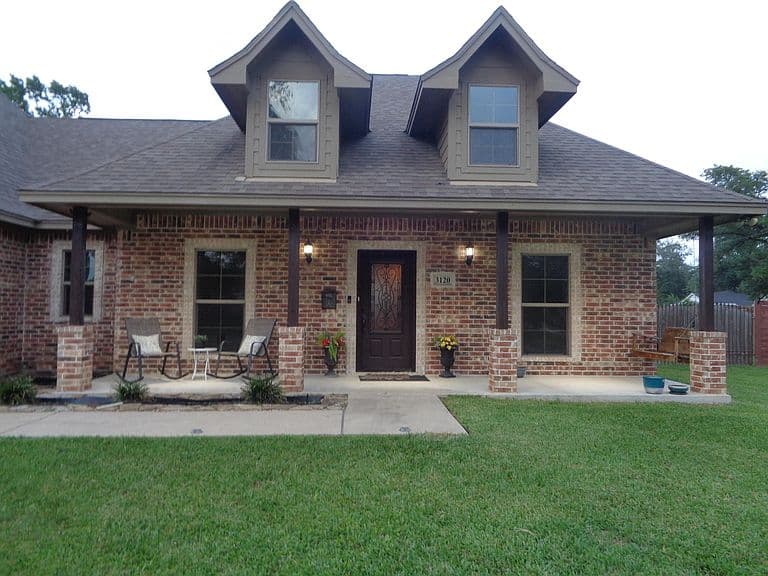 Listing photo 4