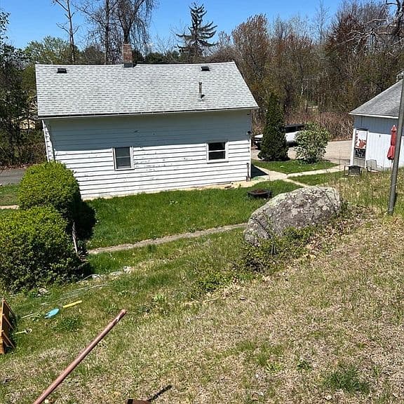 Listing photo 5