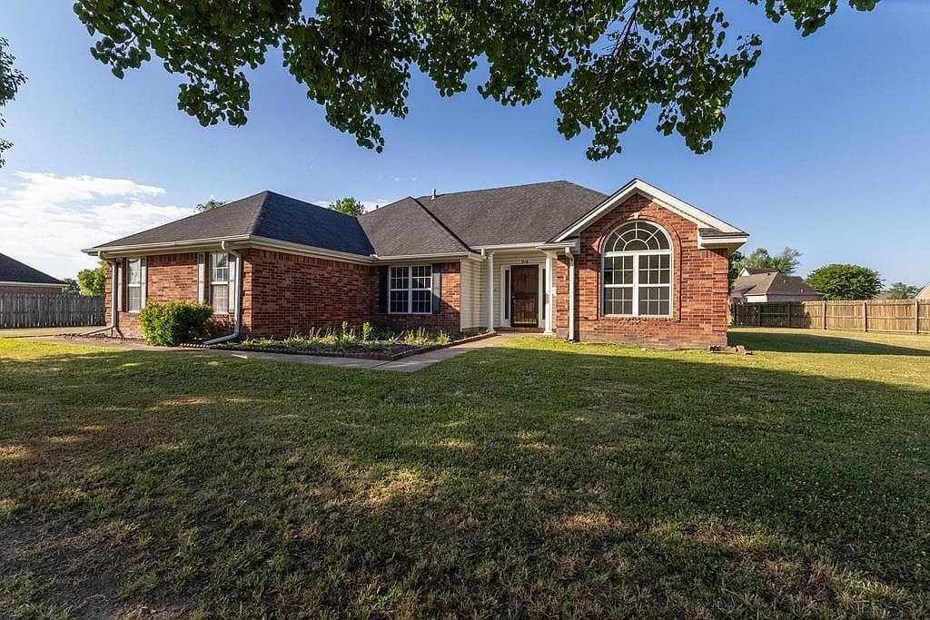 Primary listing photo