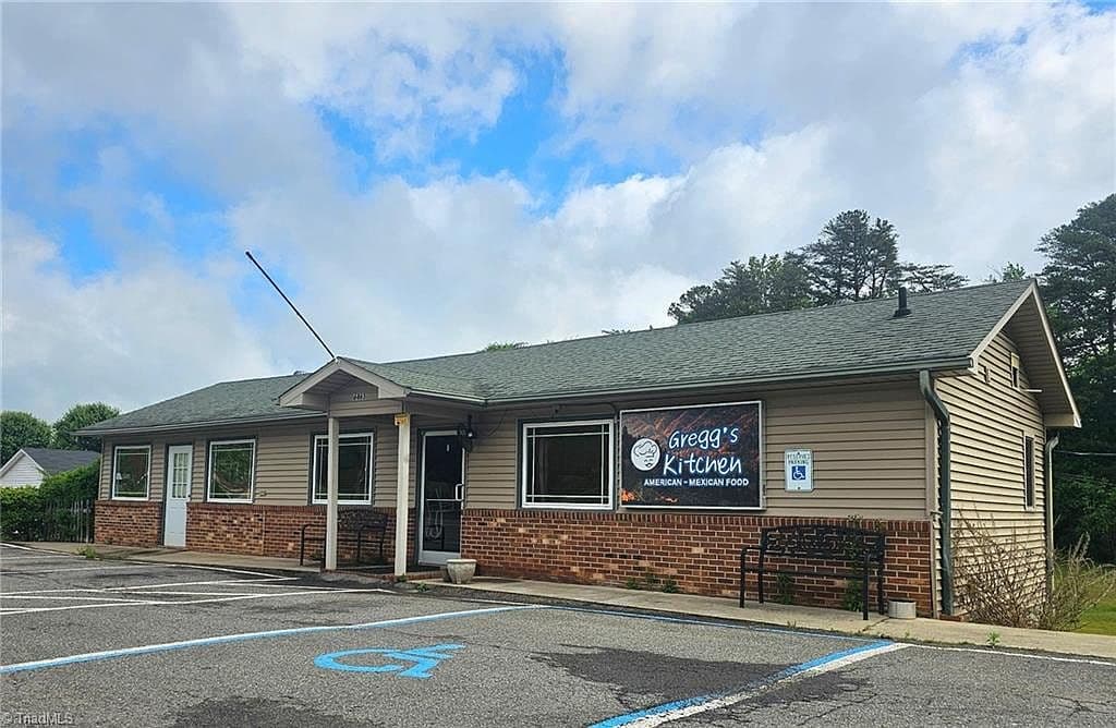 Primary listing photo