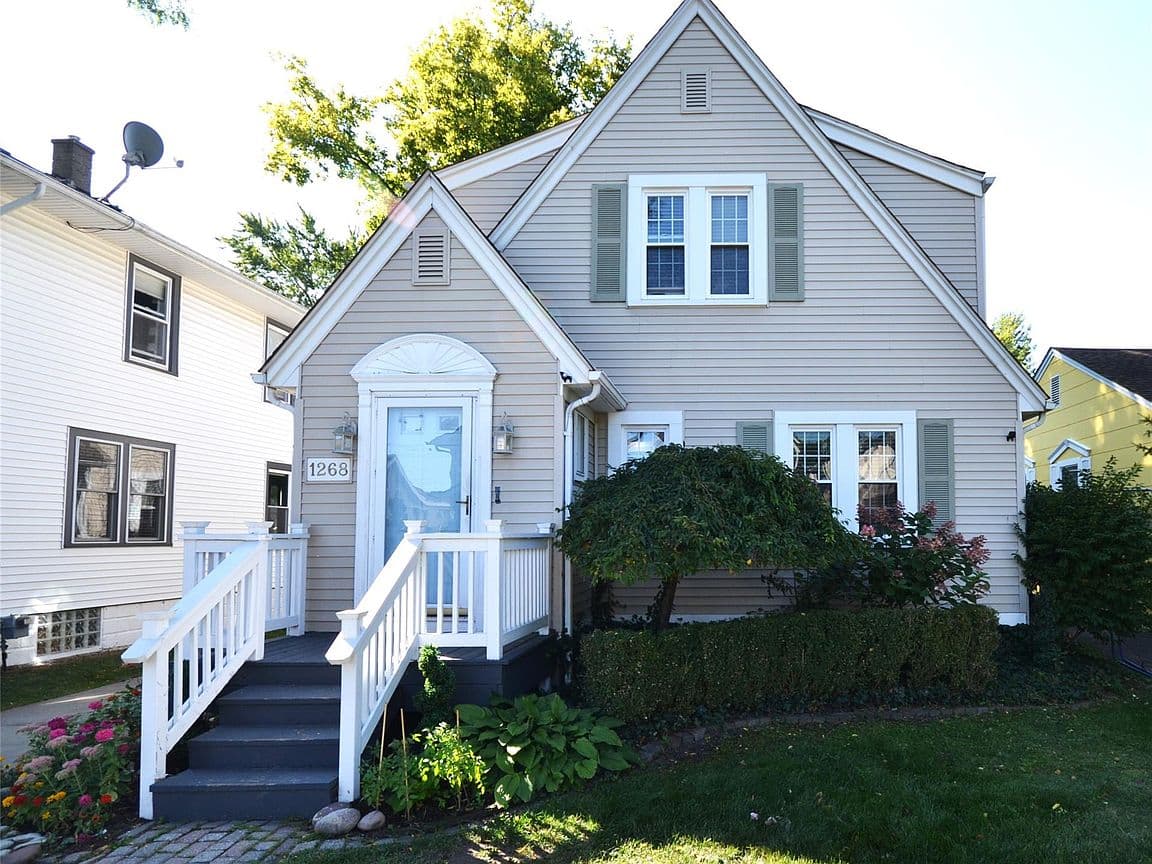 Primary listing photo